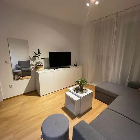 Apartman Josipa 2 * Задар